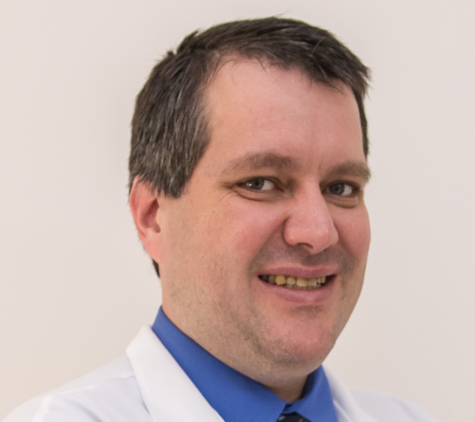 Dr. Daniel Ditzel Santos